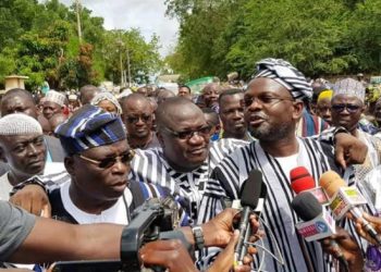 MENACE COVID-19 : TOKO, ADAMBI ET GBADAMASSI AU CHEVET DES POPULATIONS DE PARAKOU