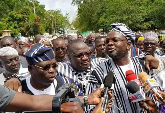 MENACE COVID-19 : TOKO, ADAMBI ET GBADAMASSI AU CHEVET DES POPULATIONS DE PARAKOU