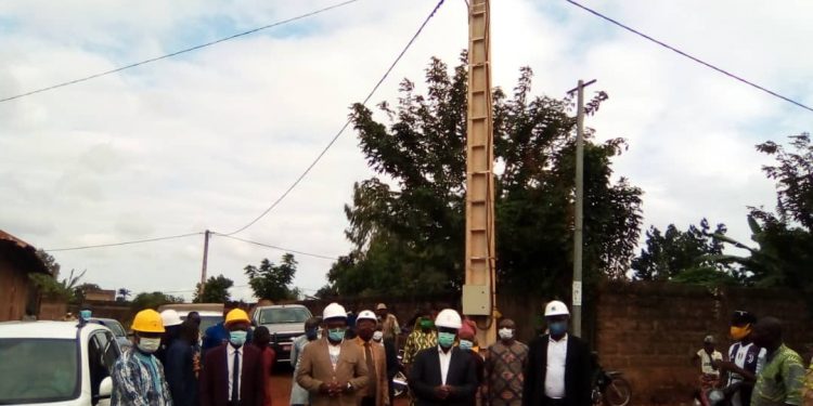 Après Gbakpodji : Trois nouvelles localités de l’Ouémé électrifiées