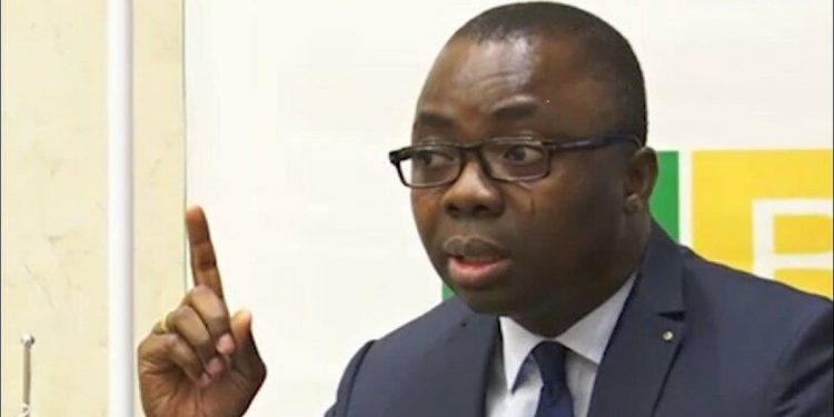 Joël Aïvo sur la décision sur le parrainage : « La Cour a refusé de jouer son rôle de régulateur »
