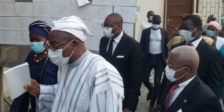 Dépôt des dossiers de candidatures pour la Présidentielle : la délégation du duo Talon-Talata est à la Céna