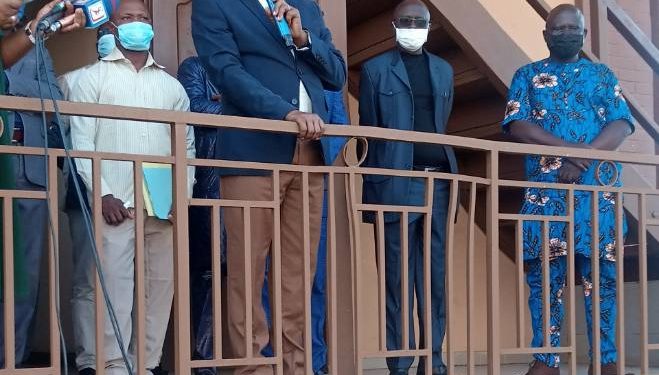 Sit-in au Ministère des enseignements maternel et primaire : Échanges virils entre le ministre Karimou et les lauréats au concours Cafcp 2020 annulé