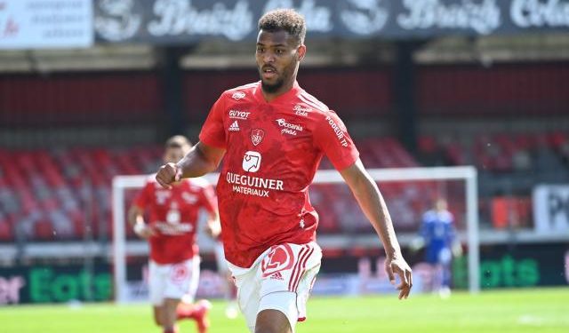 3ème journée de Ligue 1 : Steve Mounié buteur face au PSG