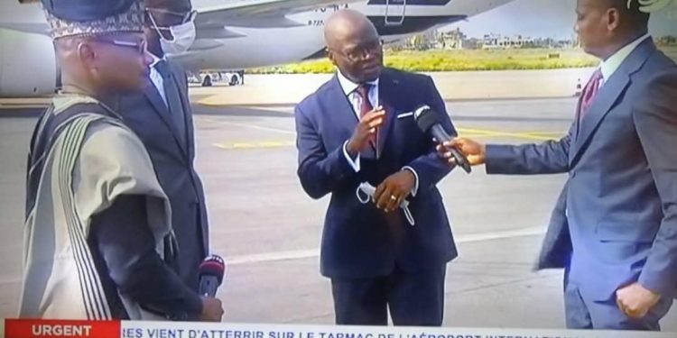 Réaction de Aurélien Agbénonci suite au retour des trésors royaux d’Abomey au Bénin : « C’est un moment important de notre histoire…. Il y a de l’émotion »