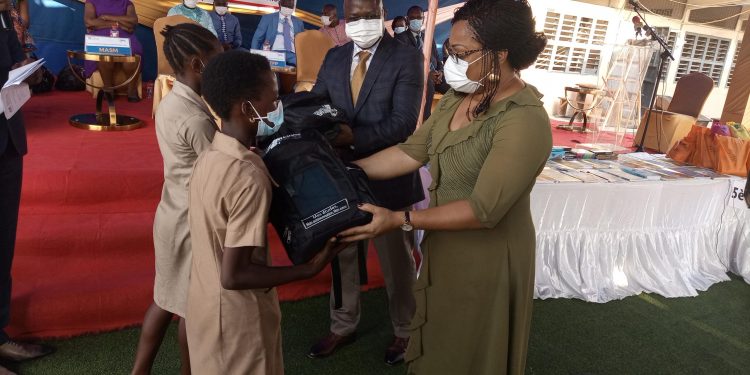 Promotion de la scolarisation féminine : Swedd-Bénin lance la distribution de kits à 30000 filles vulnérables
