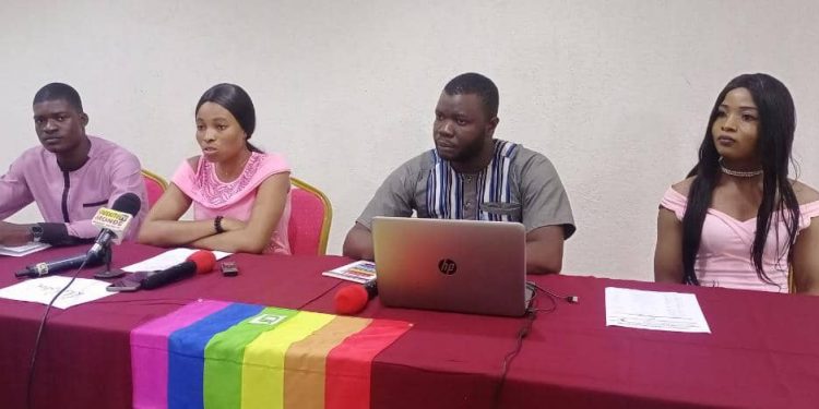 Lutte contre la transphobie et l’homophobie: « Hirondelle club » apporte sa contribution à la protection des minorités sexuelles