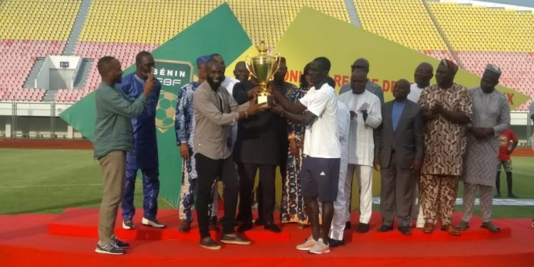 Champion de la Super Ligue Pro du Bénin : Coton Fc reçoit 20 millions et un trophée