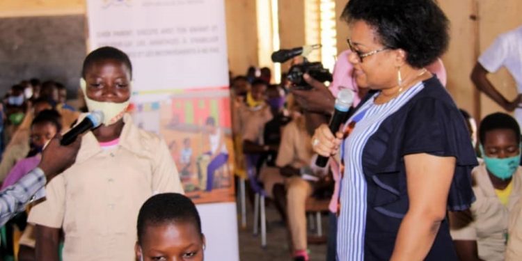 Avec-le-Projet-Agbazatche les eleves filles et garcons sexuellement responsables