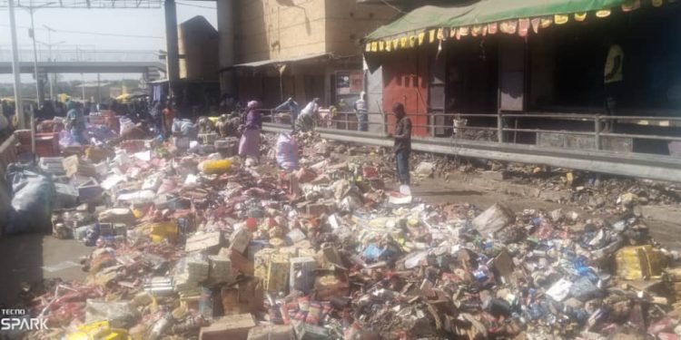 Parakou: Une boutique du Marché international Arzèkè consumée