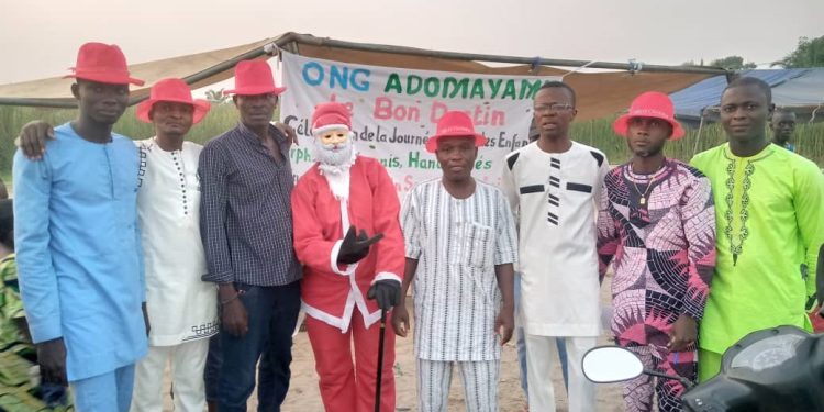 3ème édition de la « Noël des Enfants » à Togbin-Kpèvi : L’Ong Adomayami offre 150 cadeaux aux démunis