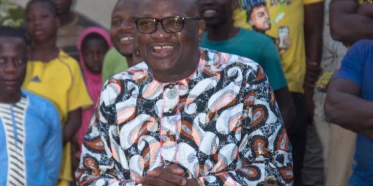A travers une campagne de proximité du candidat Charles Toko : Les électeurs de plusieurs quartiers de Parakou rejoignent le Br