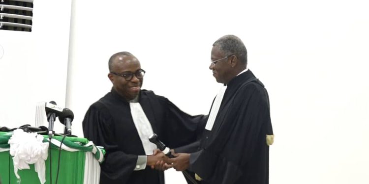 Barreau du Bénin : Me Angelo Hounkpatin succède à Me Prosper Ahounou
