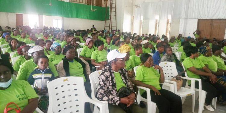 16ème circonscription électorale : Plus de 500 femmes de l&rsquo;Ong « La majorité » rejoignent le Br