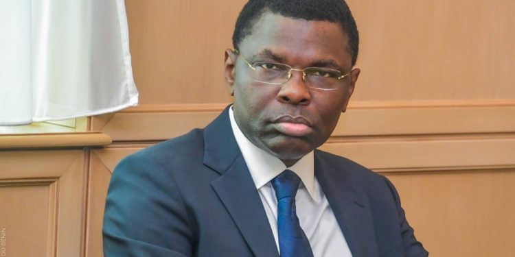 Joseph Djogbénou après son vote à l’Epp Sikè-Sud : « Je ressens la passion, l’attente des résultats comme un étudiant qui va au Baccalauréat »