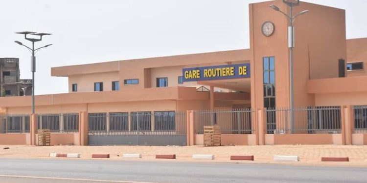 Chargements et déchargements hors parcs à Bohicon : Le carrefour Dako recolonisé