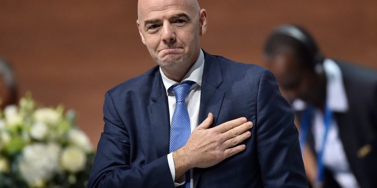Fifa : Gianni Infantino rempile
