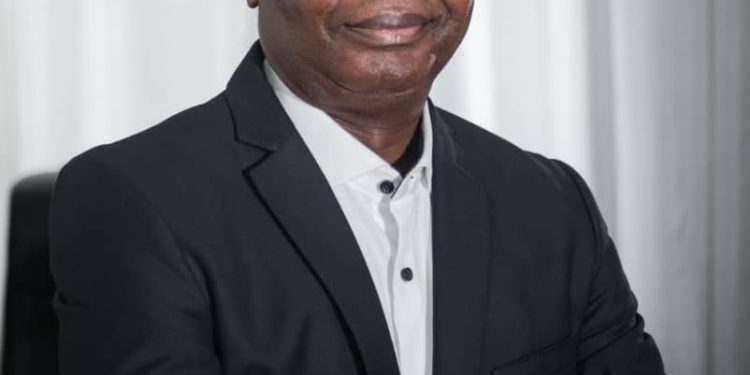 Le député de la 24ème circonscription électorale, Janvier Yahouédéou prend acte de la décision de la Cour constitutionnelle qui réhabilite l'ex-ministre des Infrastructures et des transports, Hervé Hèhomey, dans son poste de titulaire élu du Bloc républicain pour le compte de la 9ème Législature