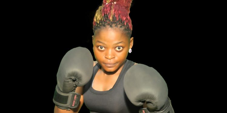 Performance sportive : Adeline Mahussi Thoto, espoir du kickboxing béninois