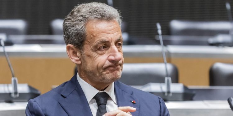 France : un an de prison ferme pour Sarkozy