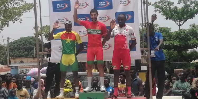 1ère étape du 18ème Tour cycliste international du Bénin : Ricardo Sodjèdé, premier des Béninois