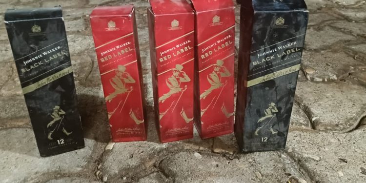 Glazoué : La Ddic Zou-Collines démantèle un réseau de fabrication de liqueurs frelatées