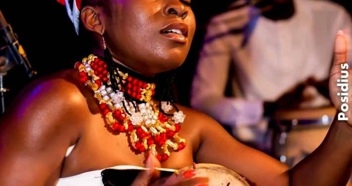 Interview avec l’artiste-musicienne Ayodélé au sujet de sa situation matrimoniale : « Je ne suis pas mariée, mais je dirai que je suis amoureuse »
