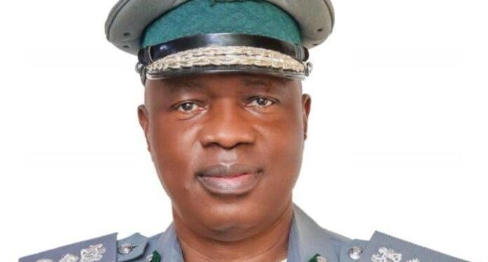Le directeur général des douanes du Nigeria sera en visite de travail au Bénin le lundi 24 juillet 2023. A la tête d’une délégation de l’administration douanière de son pays, Bachir Adewale Adeniyi descent à Cotonou pour redynamiser la coopération entre les deux institutions douanières.