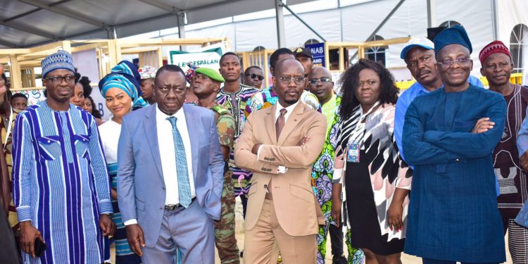 Rencontre de la troïka présidentielle de la Cedeao : Talon investi d’une nouvelle mission à Abudja