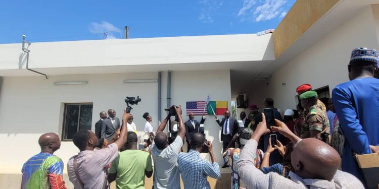 Nord Bénin : Bio Tchané inaugure des infrastructures électriques