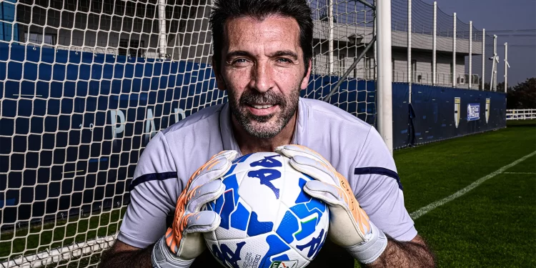 Football en Italie : Gianluigi Buffon raccroche les gants à 45 ans