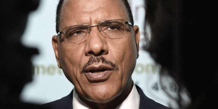 Niger : Bazoum reçoit son médecin