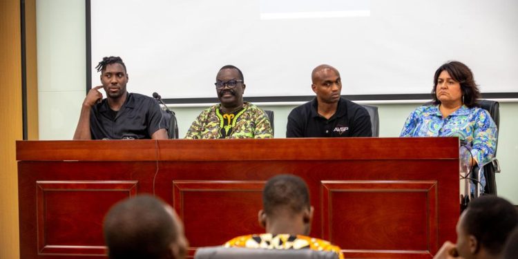 Promotion de la carrière de « Préparateur physique » : Ian Mahinmi initie une formation au Bénin