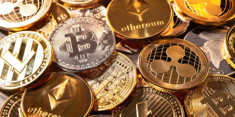 Risques d’investissement dans les crypto-monnaies : Le ministère des Finances alerte les populations