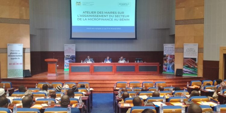 Exercice illégal de collecte d’épargne dans les Communes : Le gouvernement sensibilise les maires