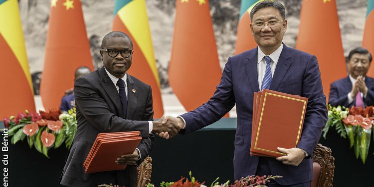 Mondiaux de pétanque Cotonou 2023 : Oswald Homéky dope le moral des Amazones et Guépards