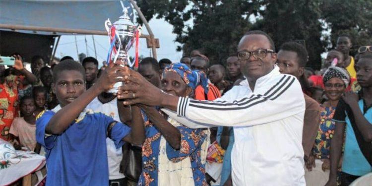  « Fou 2 Foot » doté des trophées « Alphonse Yèmadjè » : Etoile Fc (U15) et Lionceaux Fc (U18) vainqueurs de la 2ème édition