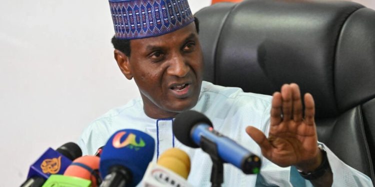 e Premier ministre nigérien nommé par la junte, Ali Mahaman Lamine Zeine, espère parvenir « dans quelques jours » à un accord avec la Communauté économique des Etats de l'Afrique de l'ouest (Cedeao).