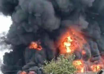 Un incendie a dicté sa loi aux habitants de Sèmè-Kraké, dans le département de l'Ouémé, le samedi 23 septembre 2023. A l'origine du drame qui a occasionné 33 morts et d'importants dégâts matériels, un entrepôt d'hydrocarbure qui a pris feu.