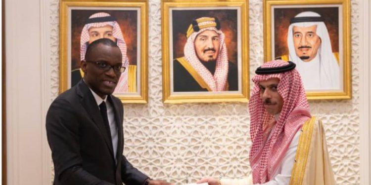 Visite du ministre des Affaires étrangères du Bénin en Arabie Saoudite : Des questions d’intérêt commun explorées
