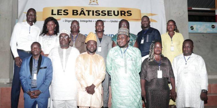 Nouveau parti politique : « Les Bâtisseurs » porté sur les fonts baptismaux