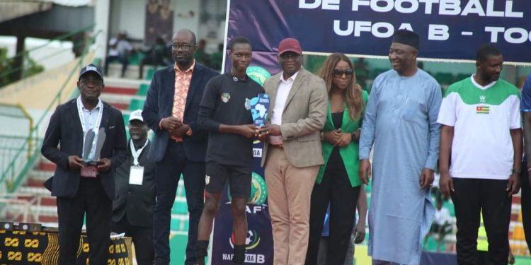 Tournoi Ufoa-B U15 scolaire : Les Faucons du Ceg Sainte Rita imposant dans le Onze type