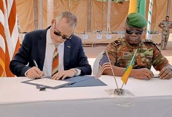 Coordination des activités sur le terrain : Les Usa offrent des matériels militaires au Bénin
