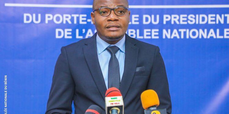 Polémiques relatives à l’homosexualité au Bénin : Le porte-parole de Vlavonou élucide le contexte et clarifie quelques aspects du sujet