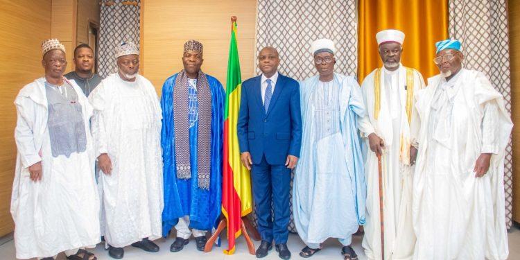 Agriculture, éducation, textile et défense : Olushegun Bakari explore des axes de coopération en Asie