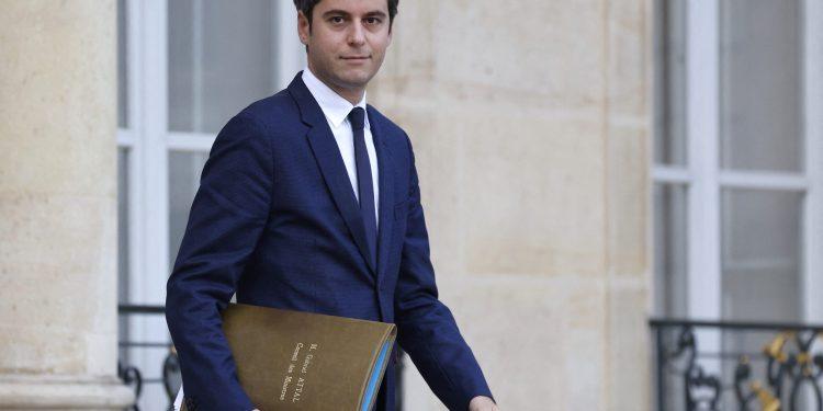 Deux jours après sa nomination au poste de Premier ministre, Gabriel Attal, a dévoilé la liste de son gouvernement le jeudi 11 janvier 2024.