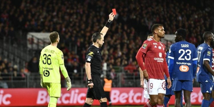 Ligue 1 Uber Eats : Deux matchs de suspension pour Steve Mounié