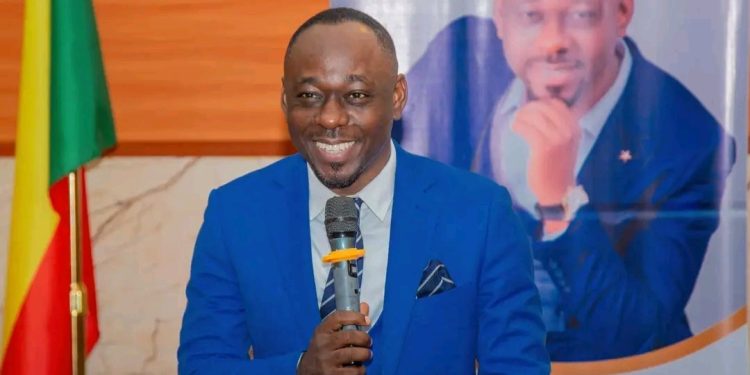 Réussite dans l’entrepreneuriat : Alex Balogun lance le livre « Les erreurs courantes en entrepreneuriat »