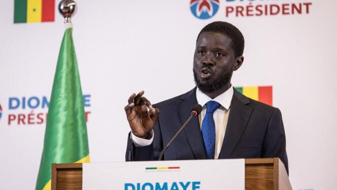 Le 5ème président du Sénégal, Diomaye Faye, a prononcé son premier discours dans l’après-midi du lundi 25 mars 2024.