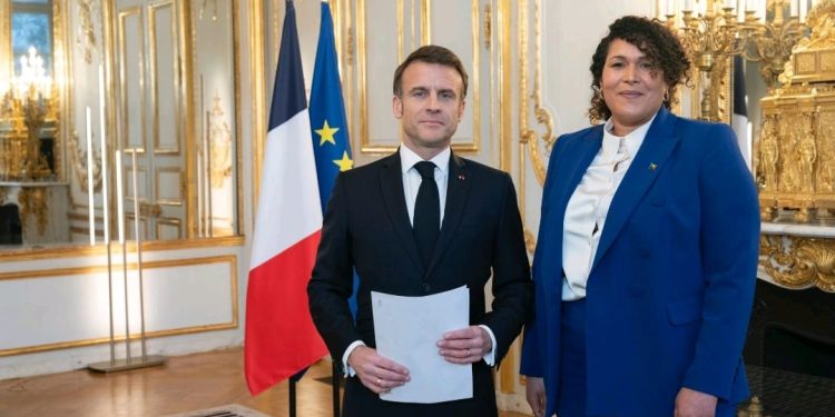 Nommée ambassadrice du Bénin en France par décret n°2023-363 du 12 juillet 2023, Corinne Amori Brunet, a remis ses lettres de créance au président français Emmanuel Macron.