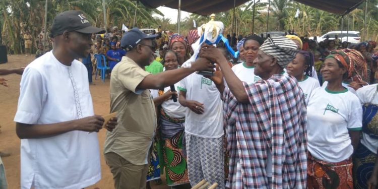 Hygiène, assainissement et nutrition communautaire à Za-kpota : Sohoungo, le village le plus propre célébré